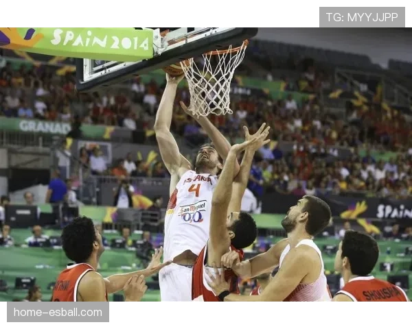 前进之鹰中场苏拉伊赛季攻入3球 中场贡献突出